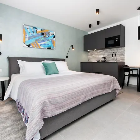 Luxury Levante 2 Apartment